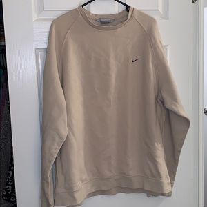 Nike sweatshirt